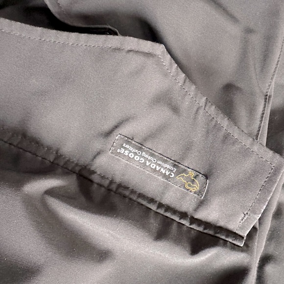 Canada Goose Heli Arctic Parka - Picture 3 of 9